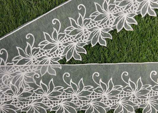 Premium Imported 4.5-Inch Organza Lace for Pakistani Dresses & Dupattas #18